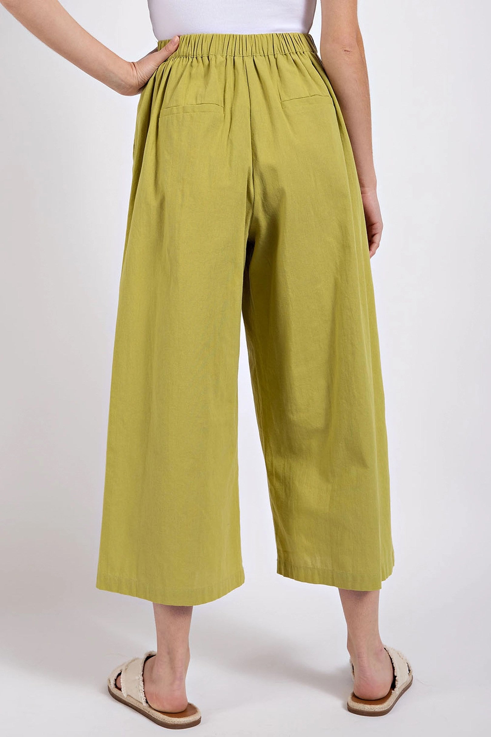 Wide Leg Pleated Crop Pants in Lime