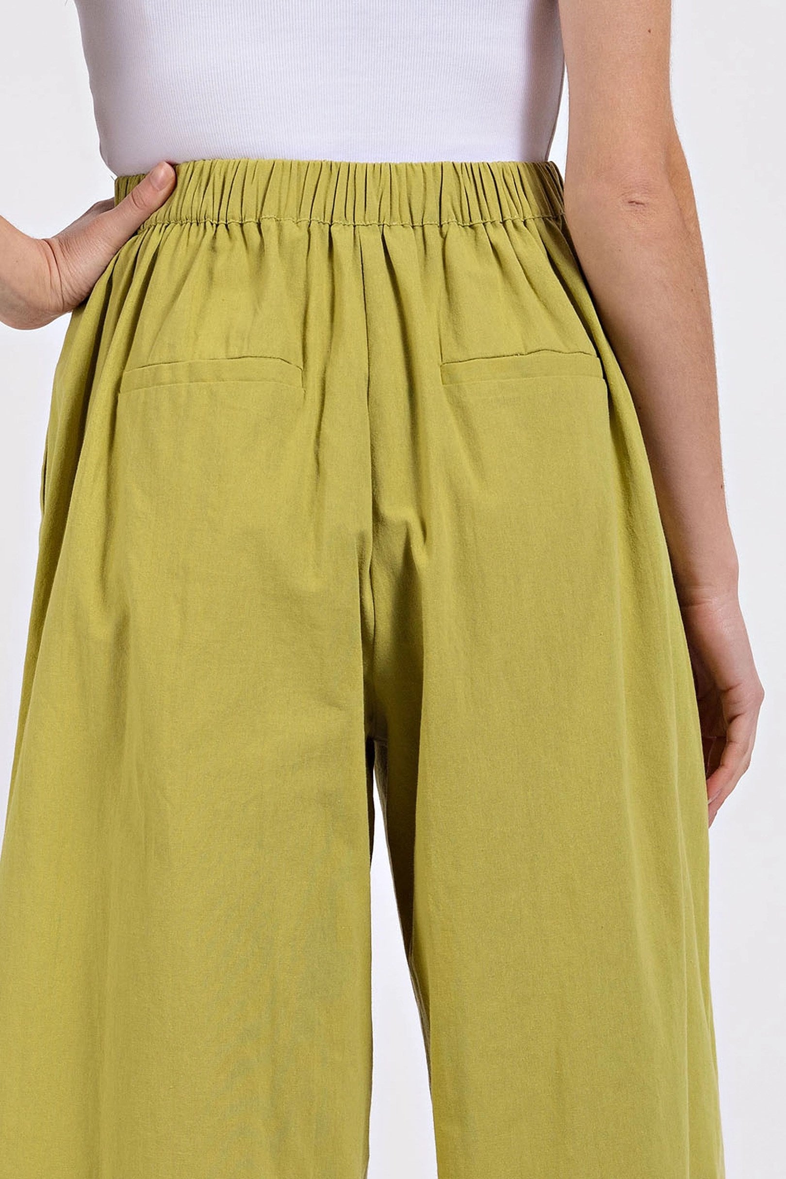 Wide Leg Pleated Crop Pants in Lime