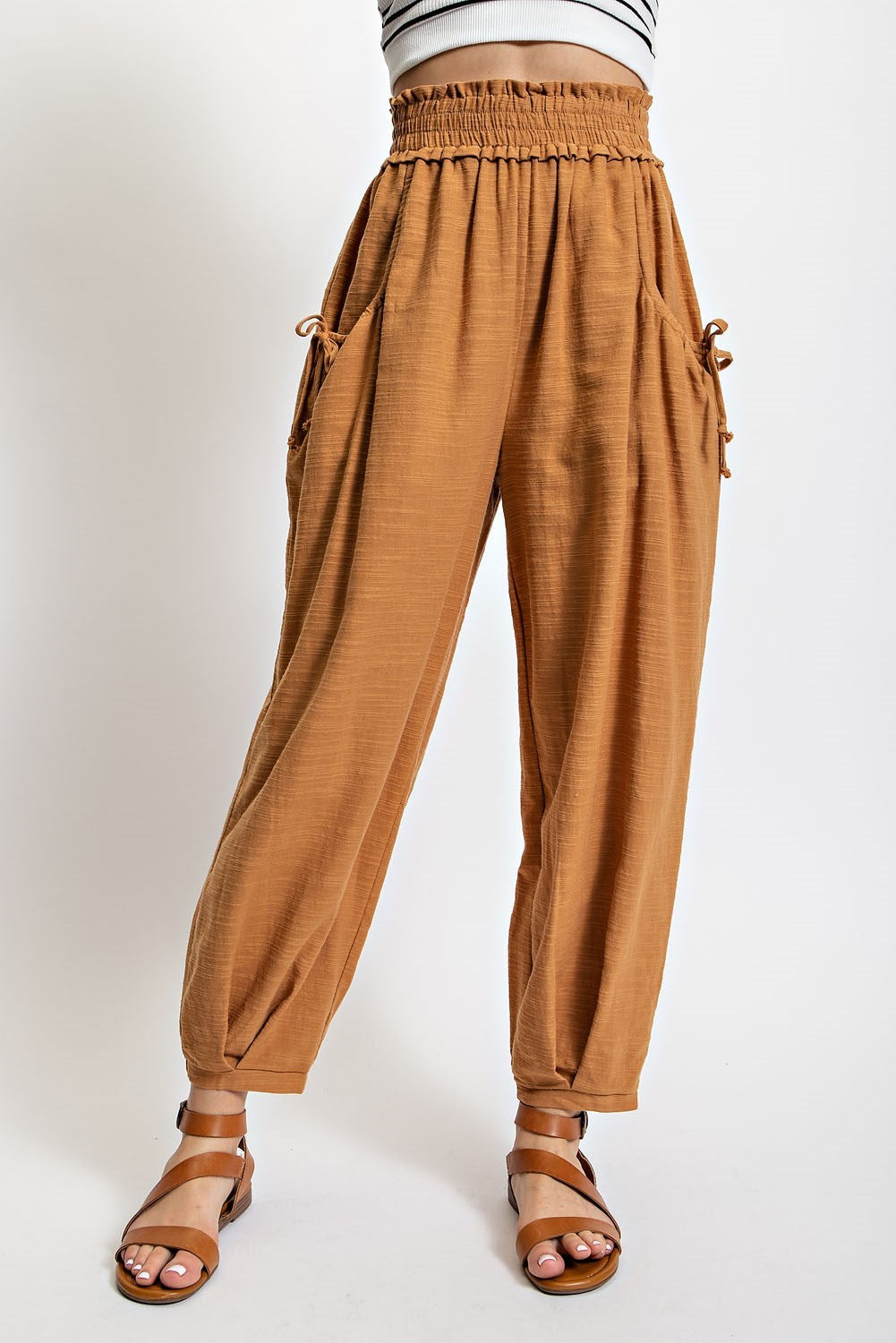 Voluminous Relaxed fit pant in Ochre