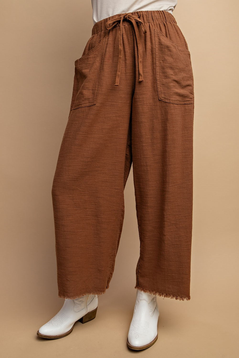 Frayed Wide Leg Pants in Brown