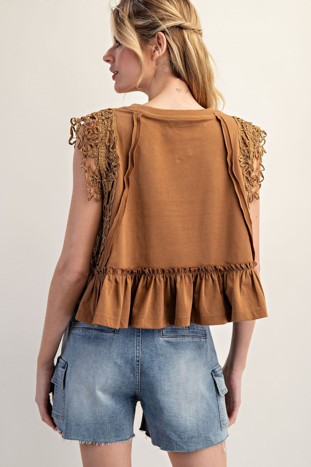 Lace Trim Ruffle Top in Cinnamon