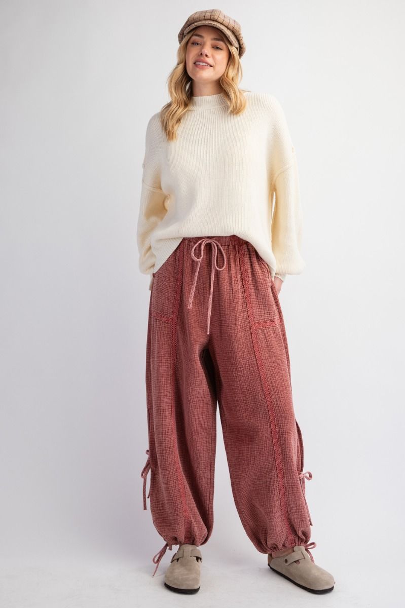 Lace Detail Mineral Washed Pants in Crisom