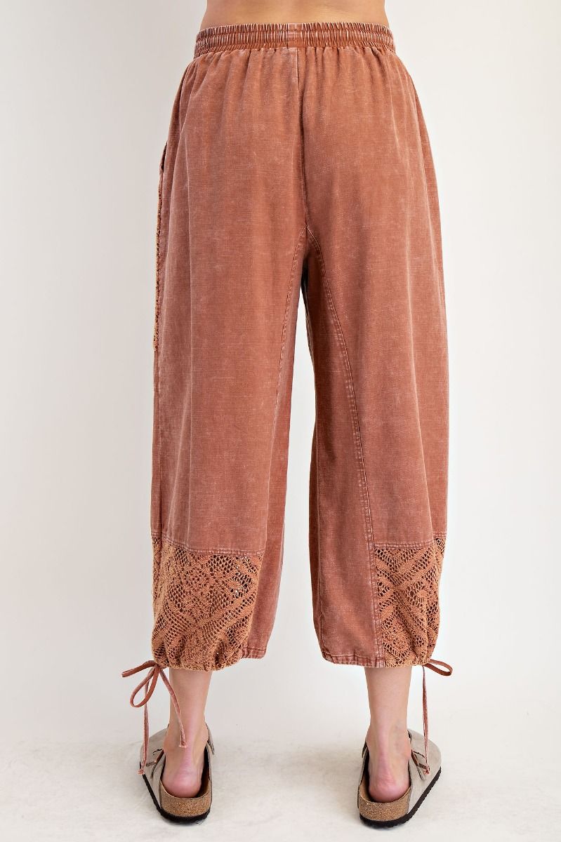 Crochet Mix Pants in Red Bean