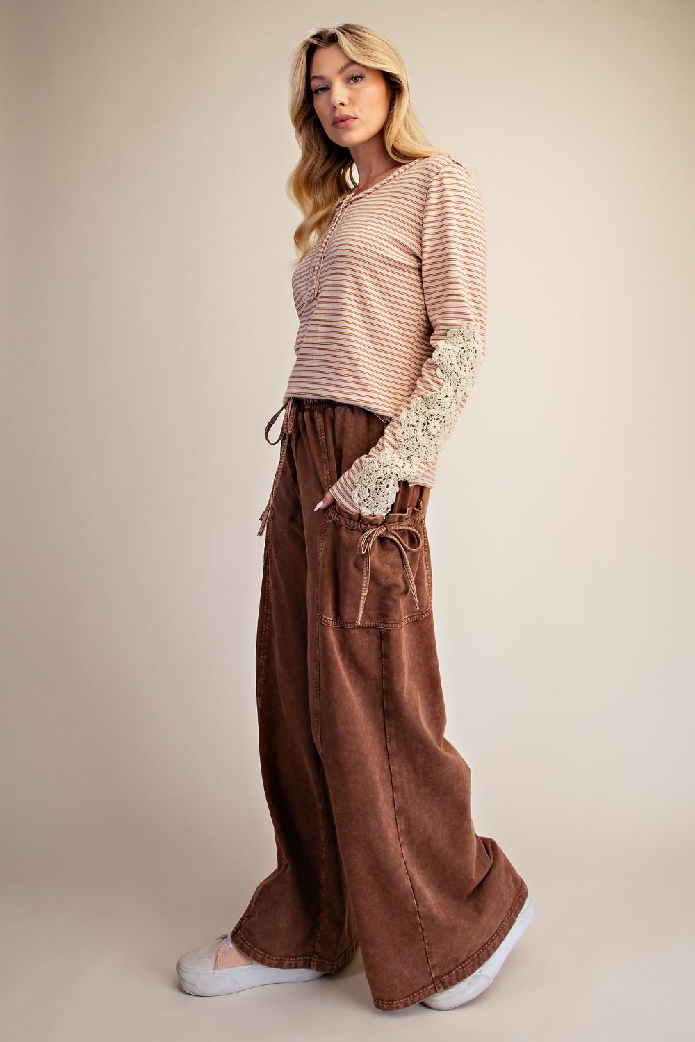 French Terry Wide Leg Cargo Pants in Coffee