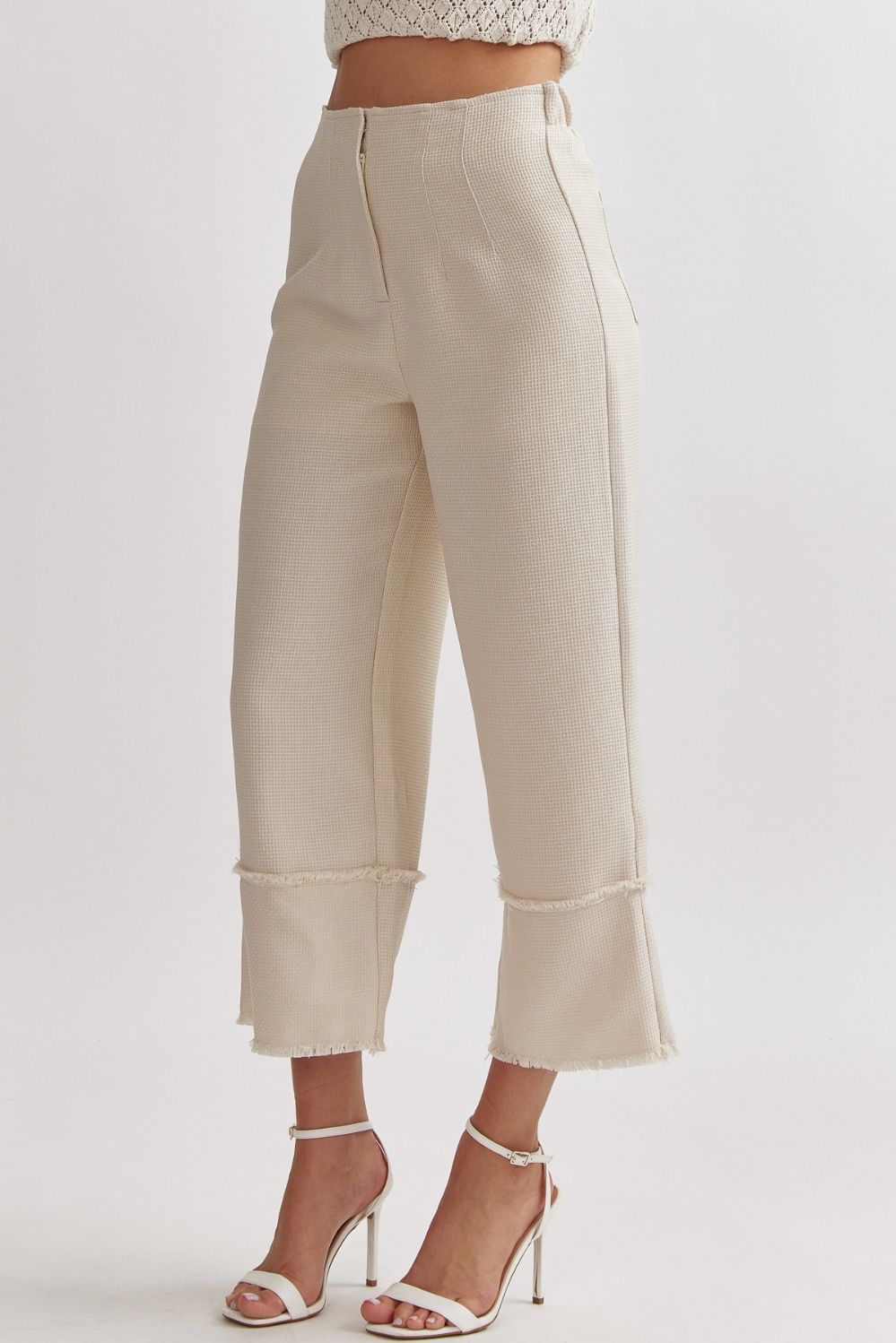 Wide leg pants in Ecru