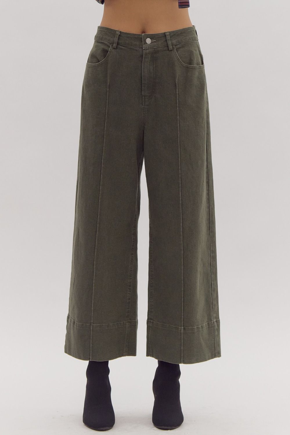 Mid Rise Wide Leg Pant in Olive