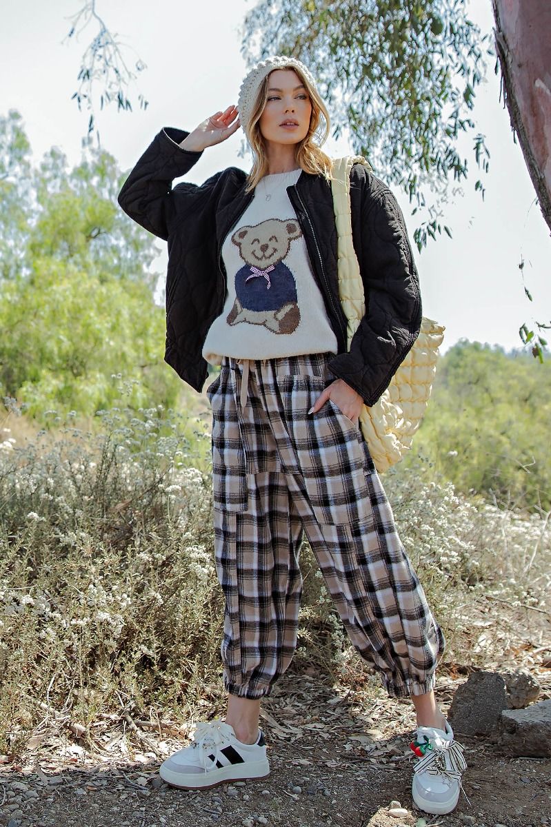 Plaid Cropped Flannel Pants in Black/Natural