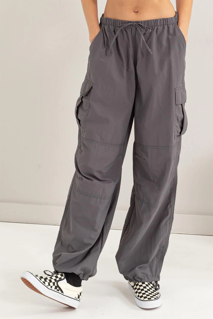 Mid Rise Parachute Cargo Pants in Gray