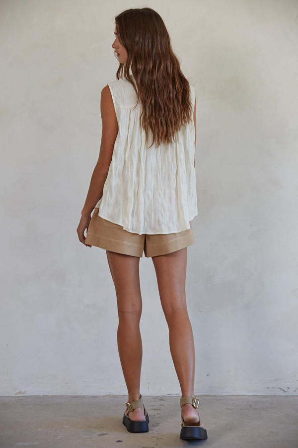 Sleeveless Shirring Top in Cream