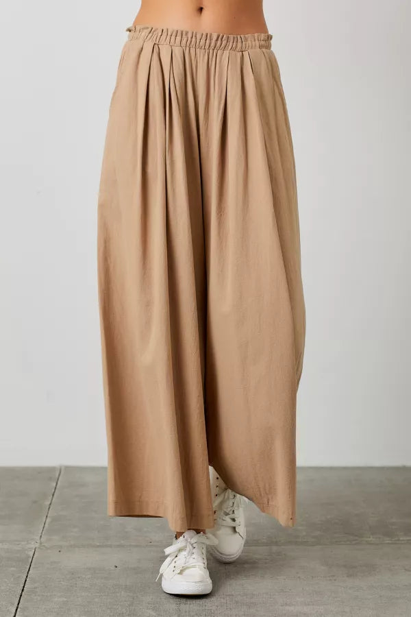 Wide Leg Trouser in Sand