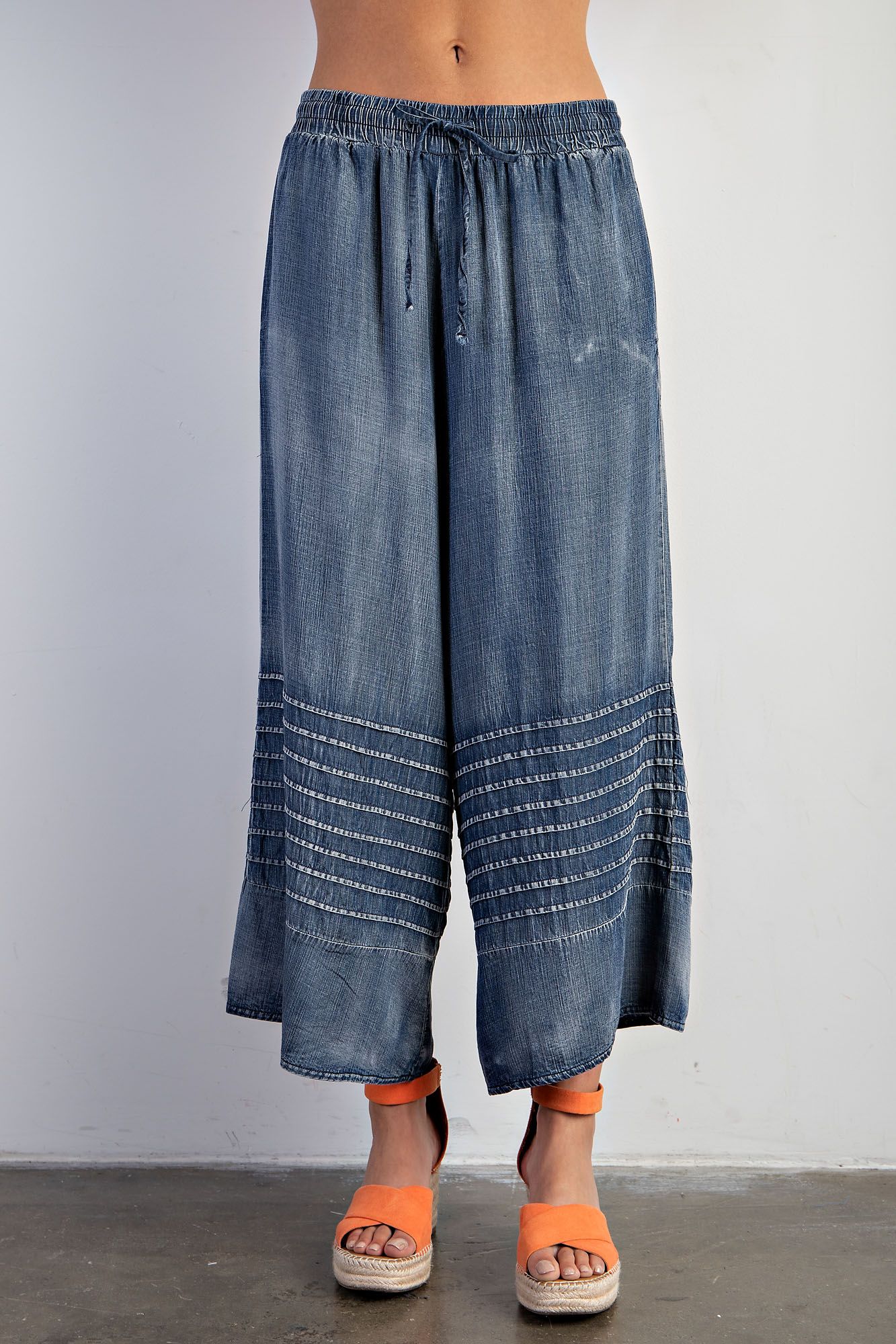 Mineral Washed Wide Leg Capri