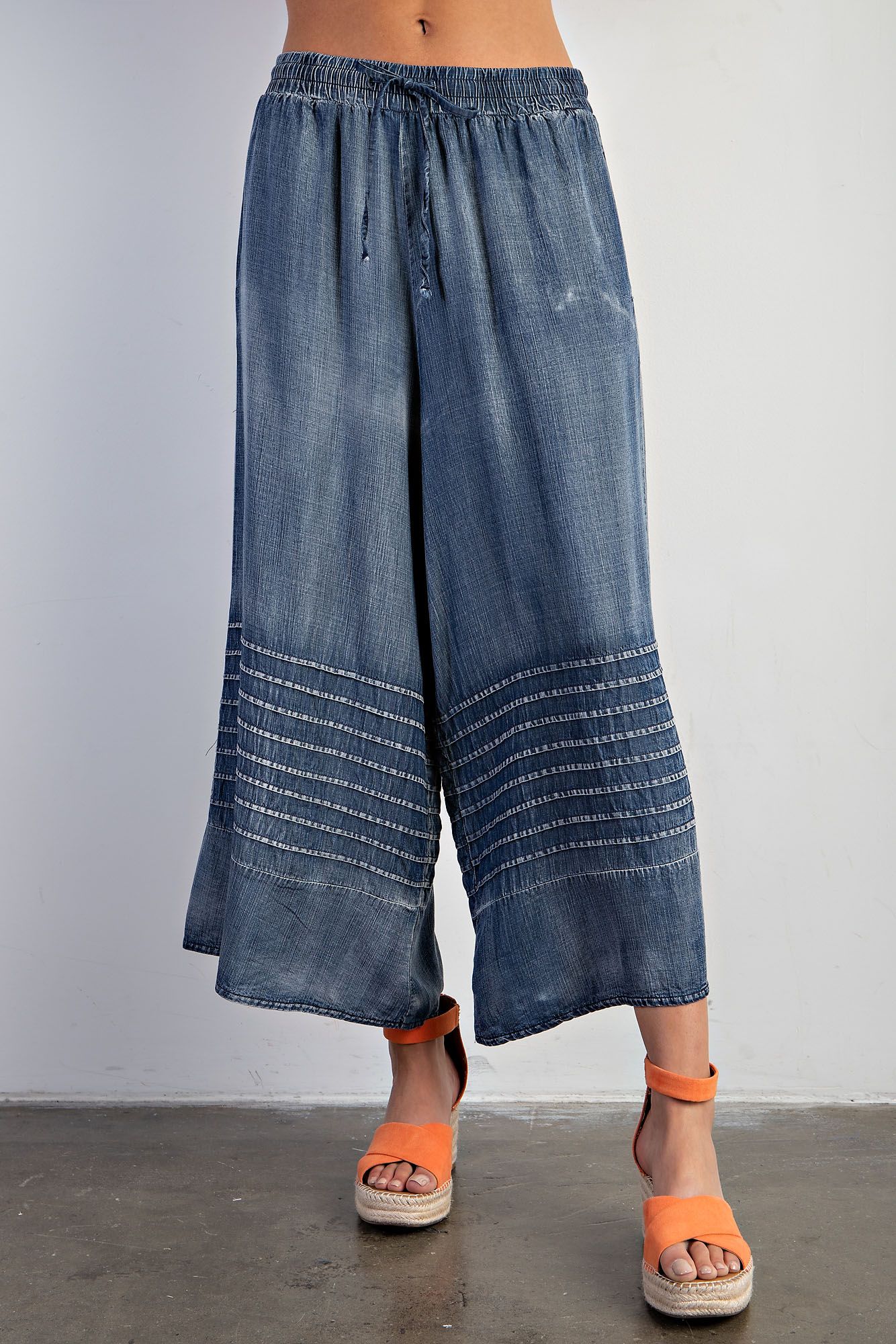 Mineral Washed Wide Leg Capri