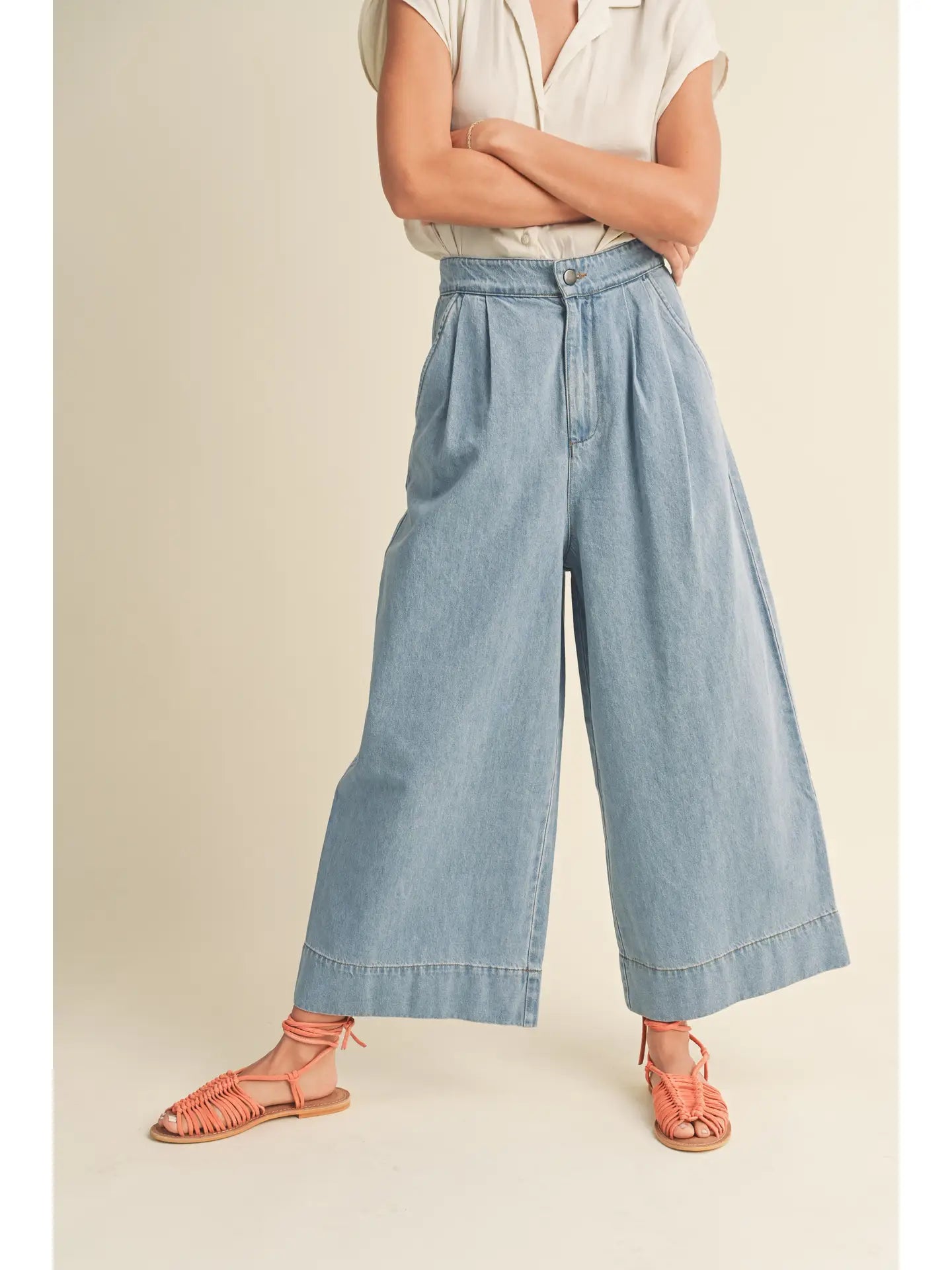 Washed Denim Wide Leg Crops